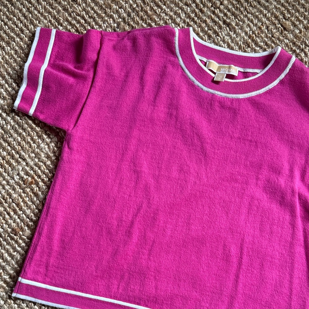 ⚜️ MICHAEL KORS Women’s Fuchsia Short Sleeve Sweater Size Small ⚜️ - Picture 3 of 15
